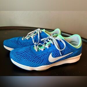Nike Training Zoom Cross Fit women size 8.5 mesh athletic running shoes